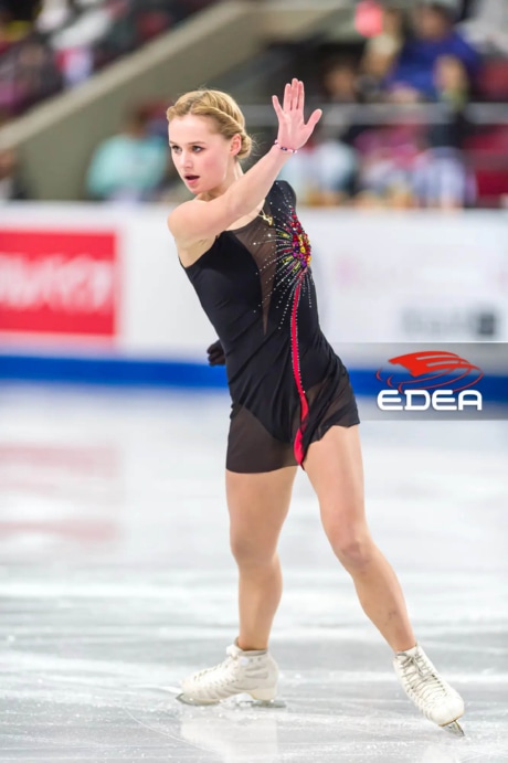 Ice Gallery Skates U.S.
